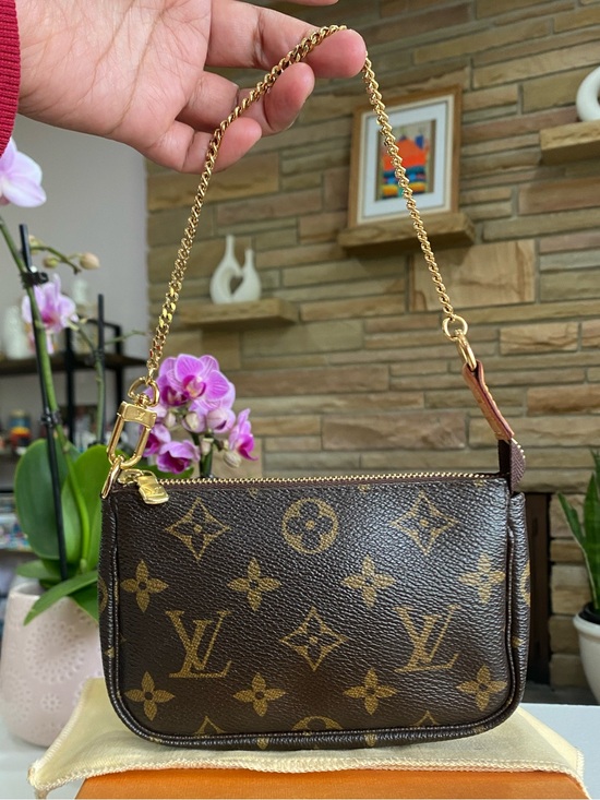 Louis Vuitton Handbags - ❤️authentic lv